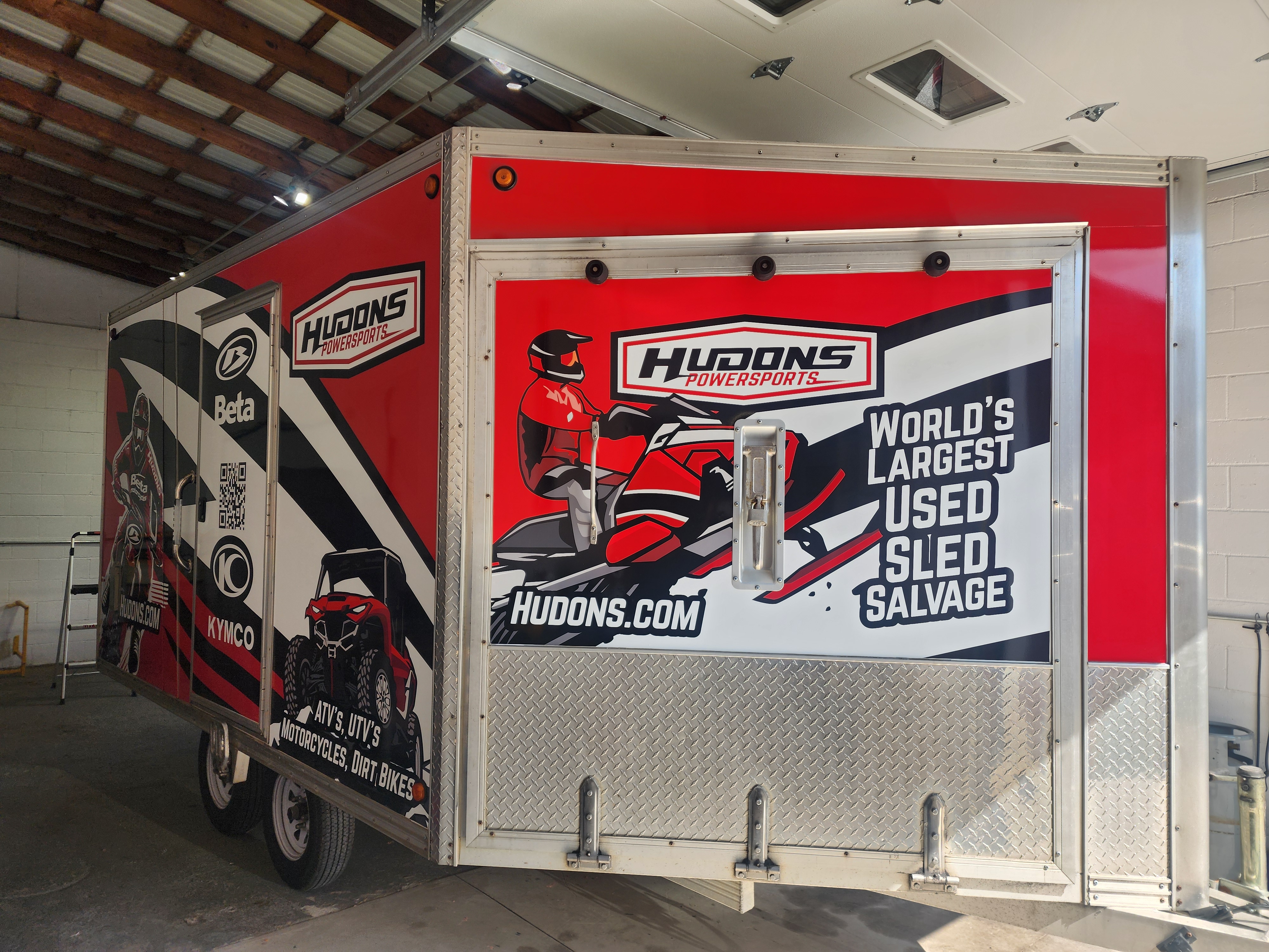 Trailer Wrap 1e